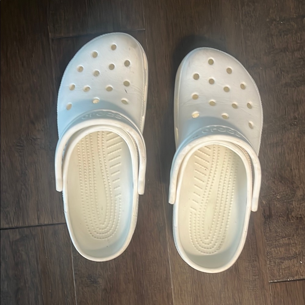 CROCS White Water Shoes with Perforated Design